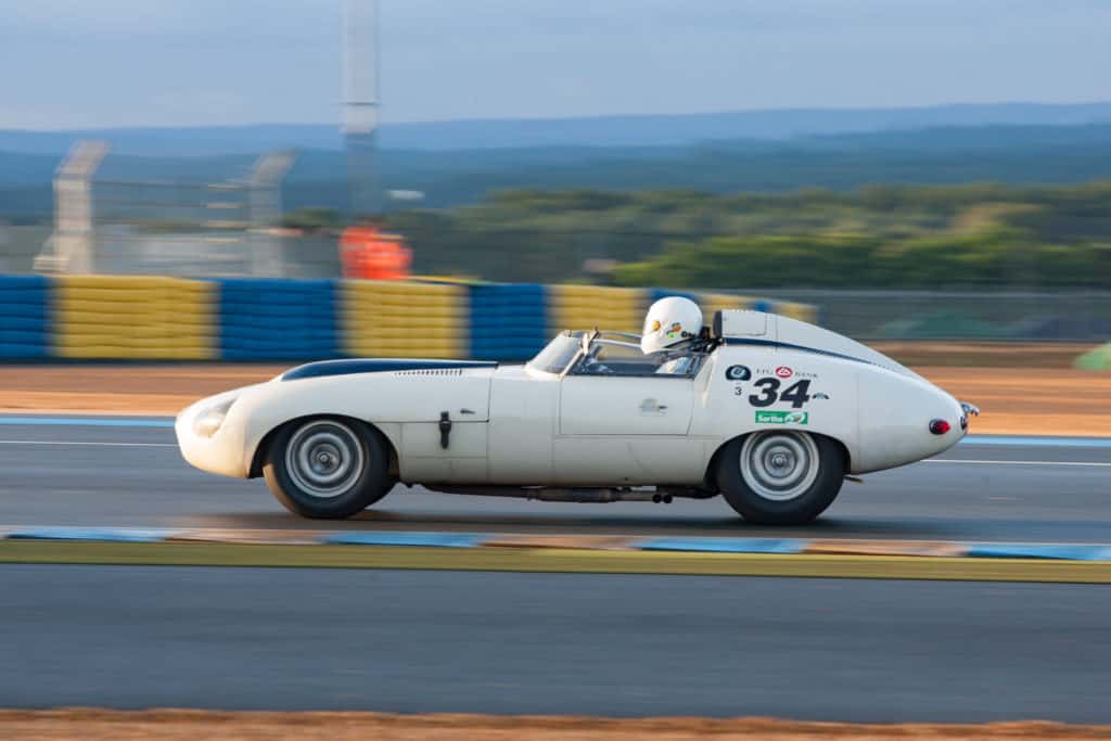 Jaguar Type E (EA2), la compétition avant la série